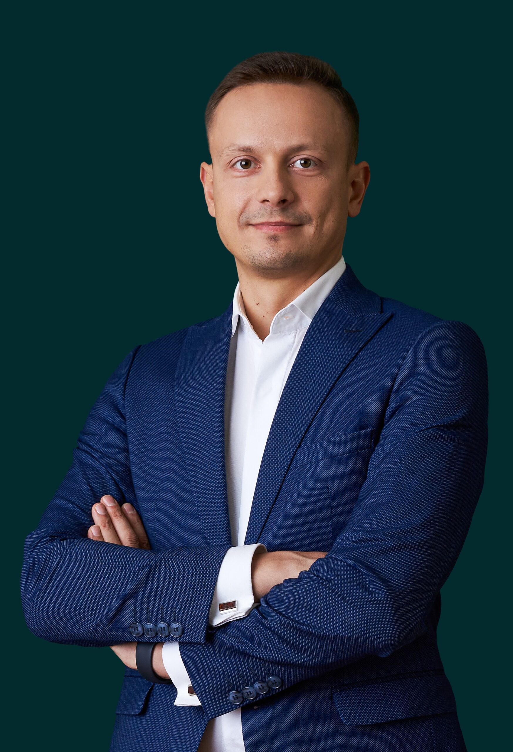 Dainius Šarka : Associate Director | Investor Leasing